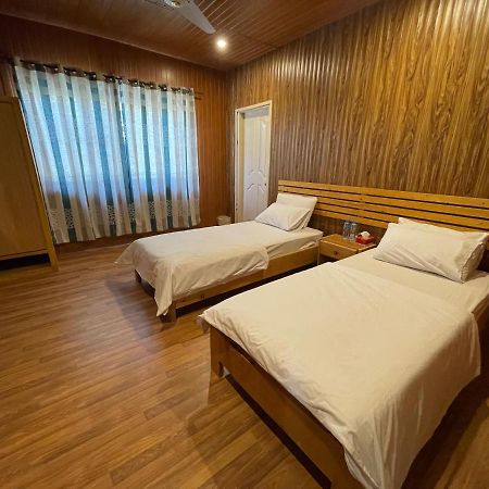 Indus View Hotel Скарду Екстер'єр фото