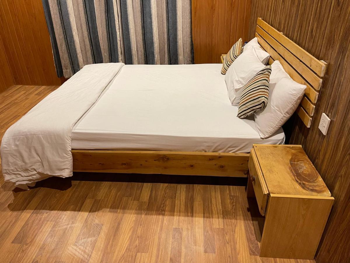 Indus View Hotel Скарду Екстер'єр фото